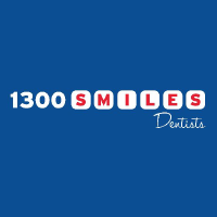 1300 Smiles (ONT)의 로고.